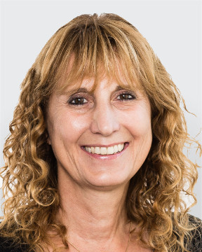Andrea Hohn, Kaufmännische Angestellte